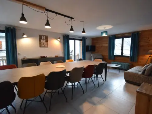 VAUJANYLOCATIONS - Marguerite - Superior Apartment with Sauna
