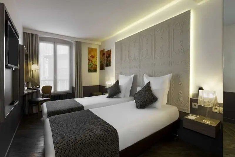 HÔTEL BEAUVOISIN