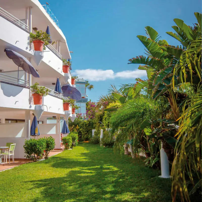 Taboga apartments