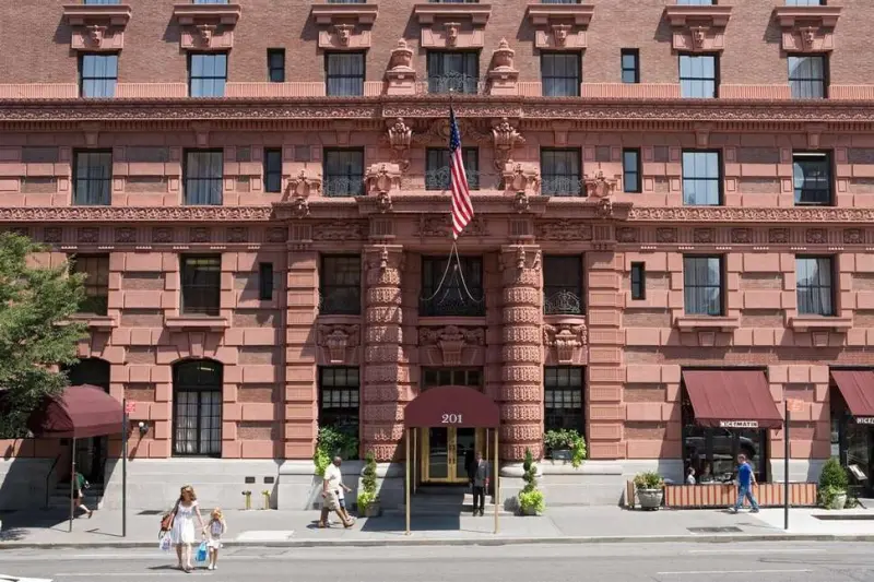 The Lucerne Hotel