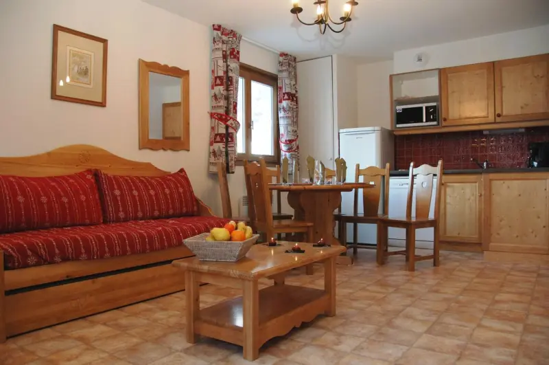 Residence Bonheur Des Pistes - 4 Rooms for 10 People
