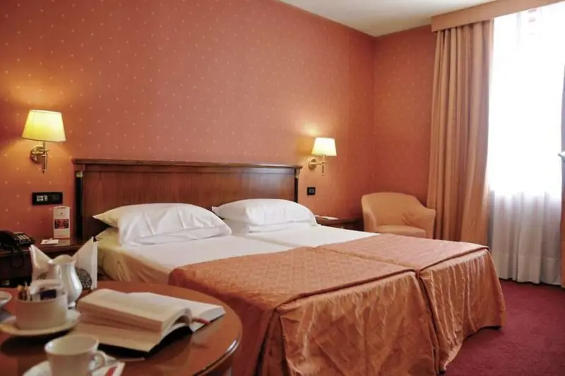 Ramada by Wyndham Naples
