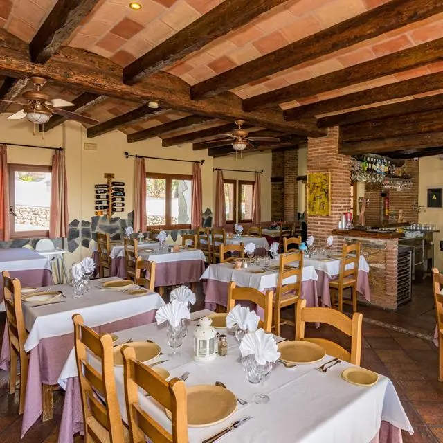 Hotel Rural Almazara
