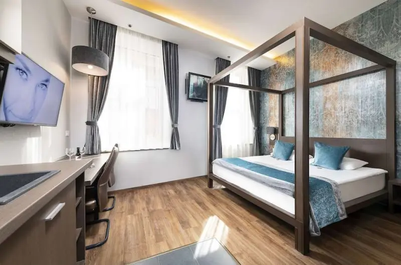 Opera Garden Hotel & Apartments