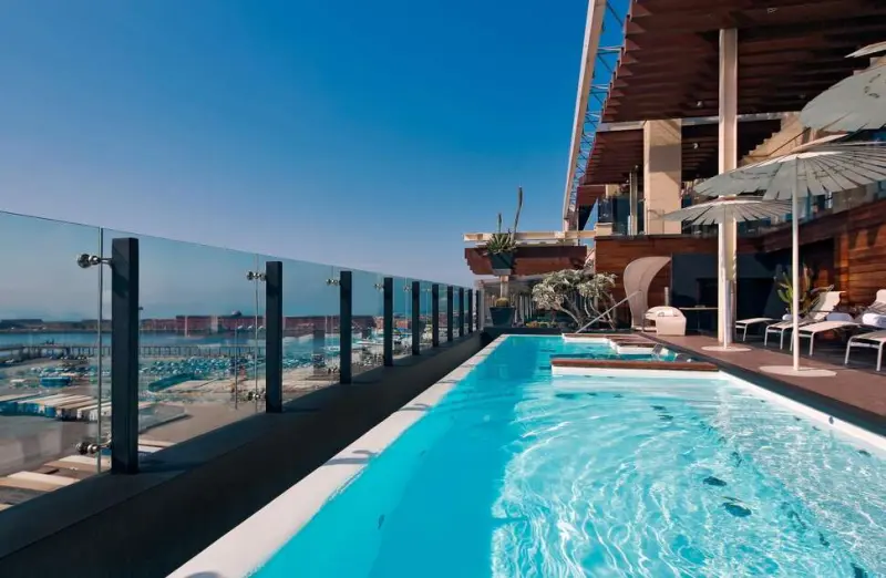 Romeo Hotel - Naples