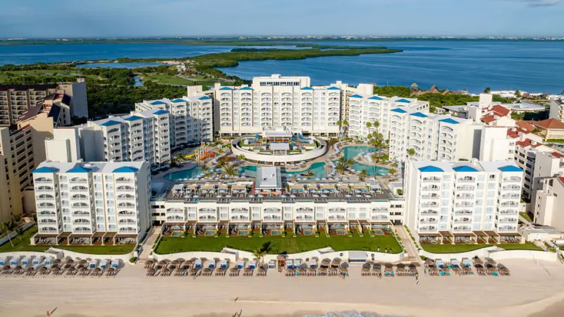 Hilton Cancun Mar Caribe All-Inclusive Resort