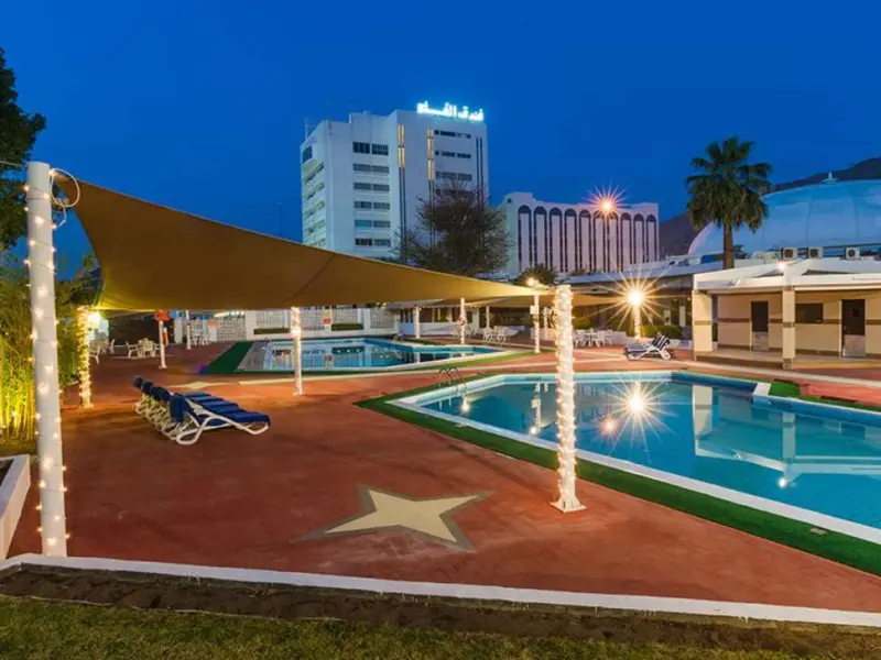 Al Falaj Hotel