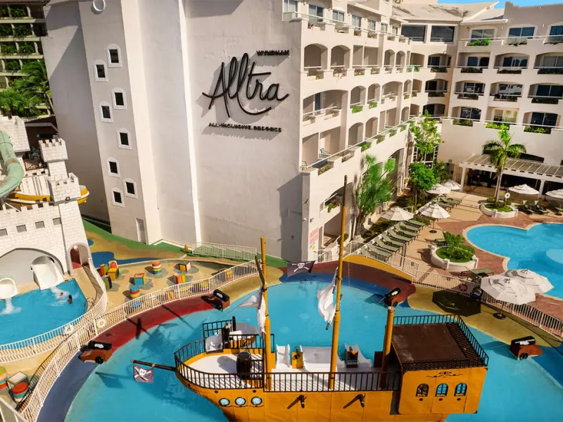 Rumbo Shop Hotel Wyndham Alltra Cancun