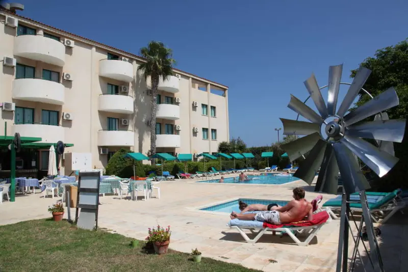 Mandalena Hotel Apts