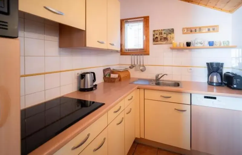 La vue du Roi - Detached chalet (6p). 3 bedrooms and 2 bathrooms. In the centre of Vallandry, with a beautiful view