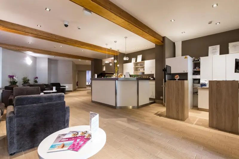 SOWELL HÔTELS LE PARC & SPA