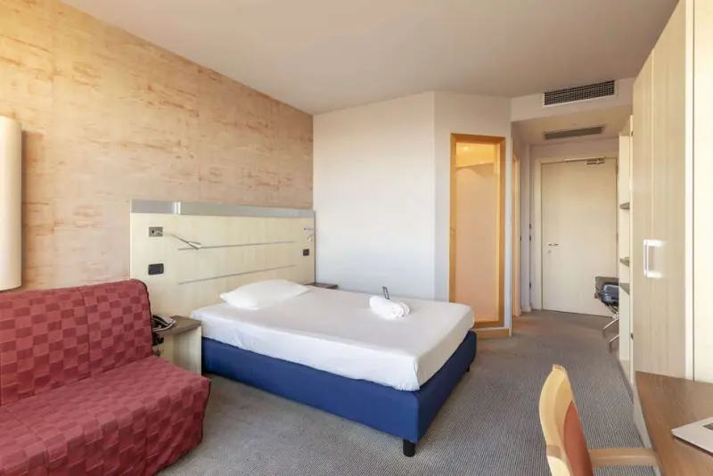 B&B Hotel Cherasco Langhe