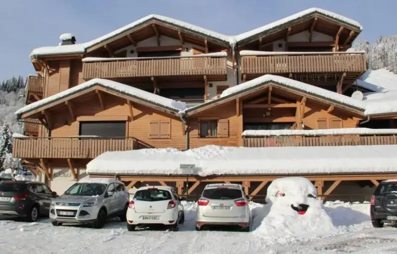 Le Cristal 2 - One-Bedroom Apartment (3 Adults + 2 Children)