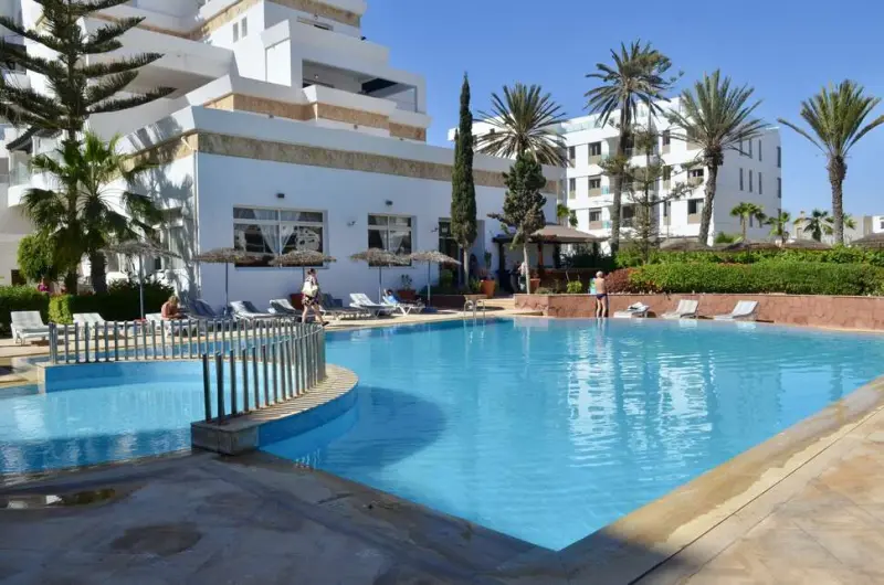 Intouriste Hôtel & Suites
