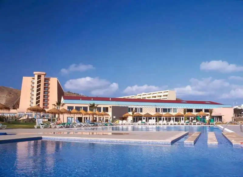 Vila Baleira Resort
