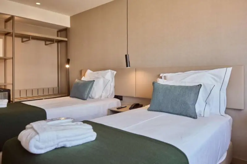 Omid Saldanha Hotel
