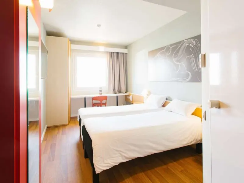 ibis Elche