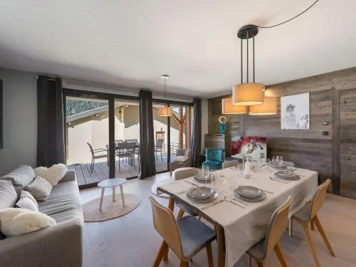 360 Châtel