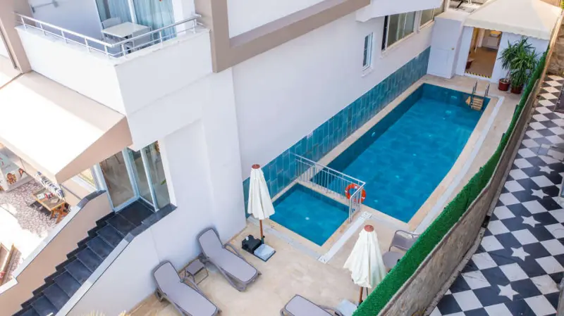 Çimen Hotel