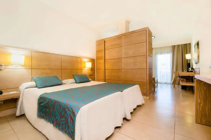 Kn Arenas del Mar Hotel
