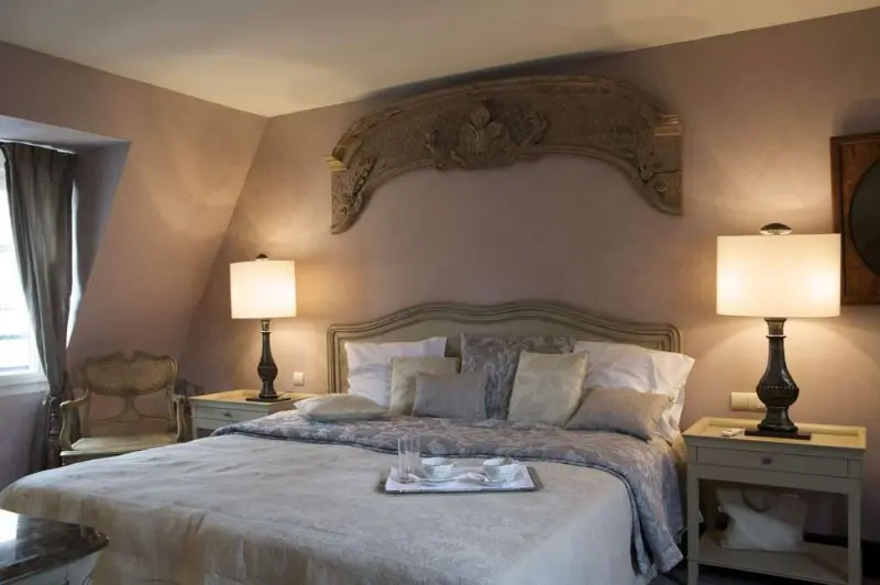 Hôtel Chateaubriand - Champs Elysées.