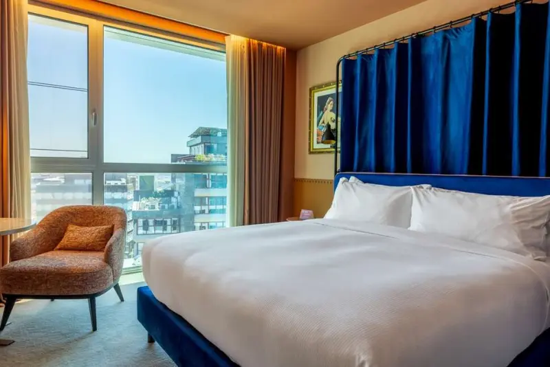 Cénica Porto Hotel, Curio Collection by Hilton