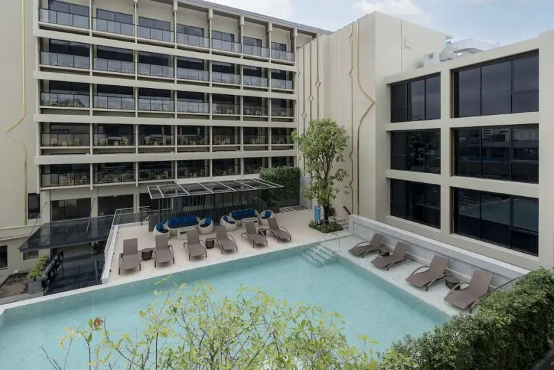 Centara Life Hotel Bangkok Phra Nakhon