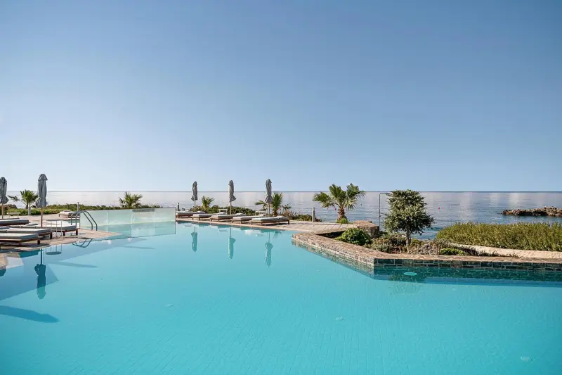 Hotel Kakkos Bay Resort