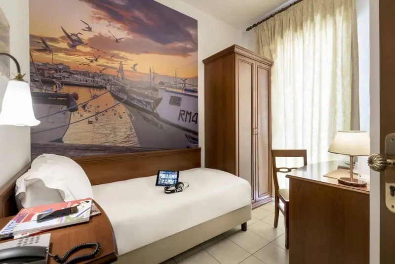 Sovrana Hotel & Re Aqva SPA