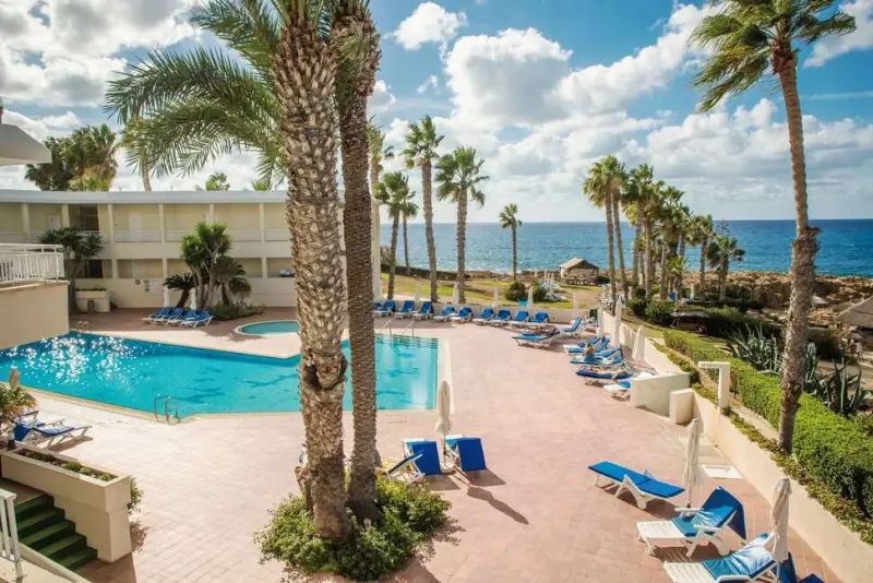 Cynthiana Beach Hotel
