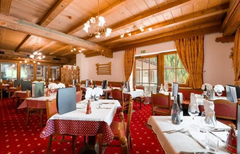Hotel Dolomites Inn