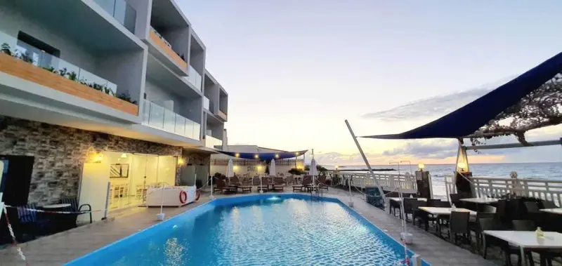 Shotels Almare Beach
