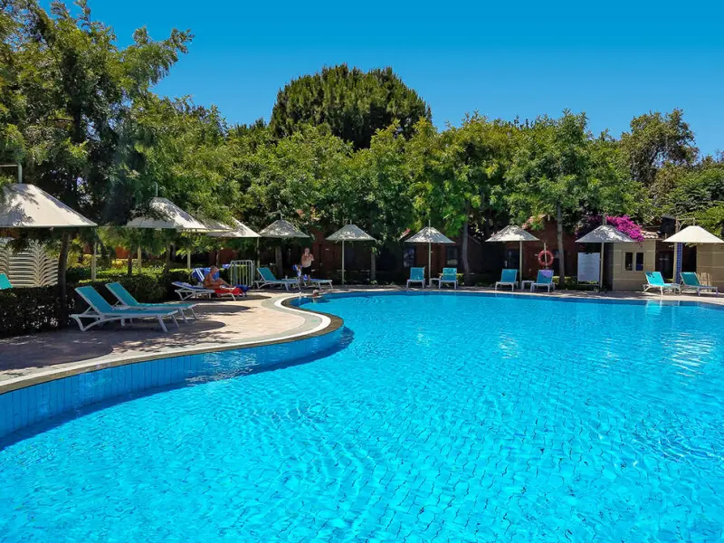 Can Garden Beach Hotel