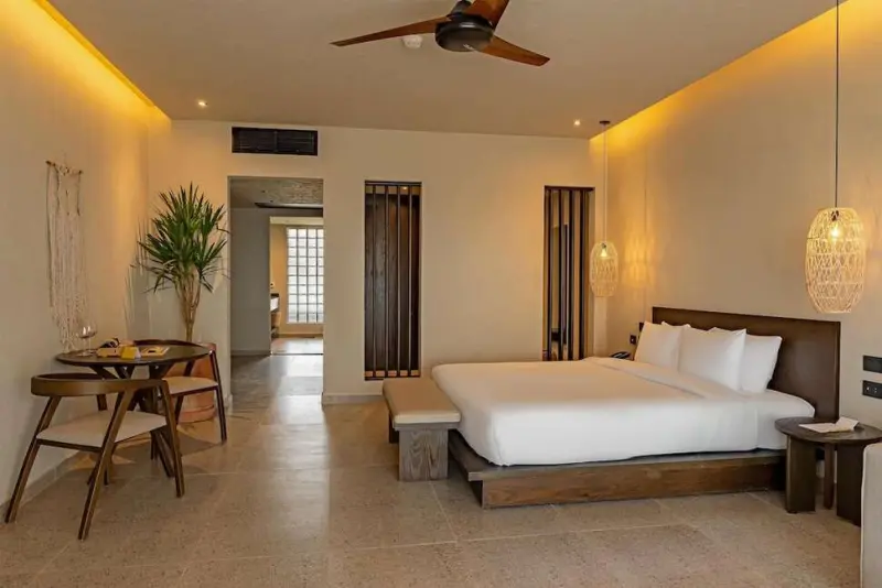 Sentido Naga Bay