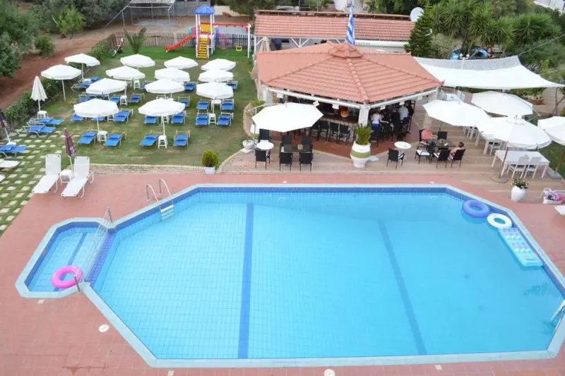 Nikos Apartments Stalis