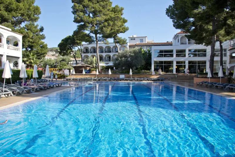 FERGUS Club Font de Sa Cala Beach