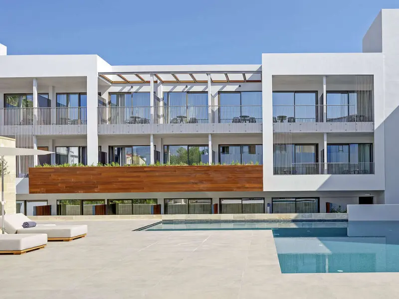 Ikonos Seafront Luxury Suites