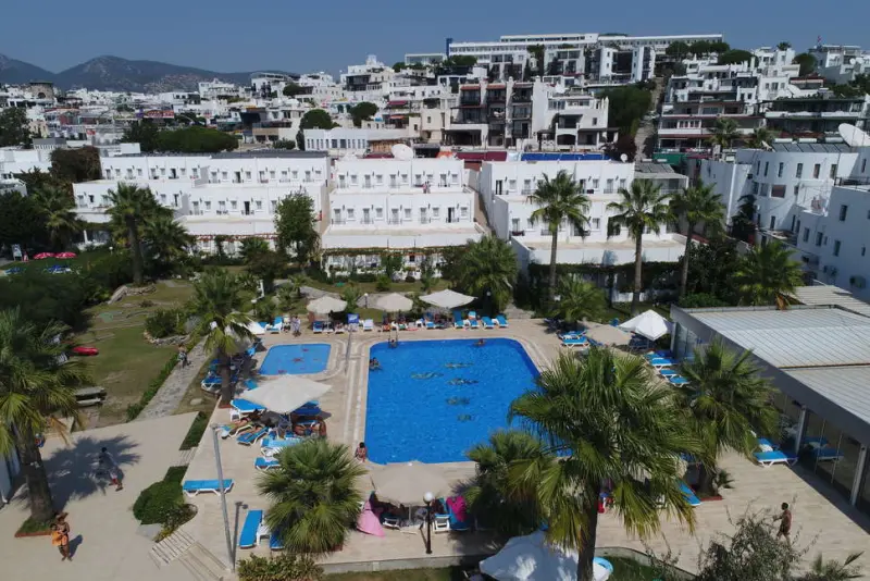 Nagi Beach Hotel