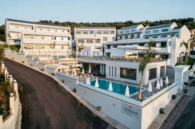 Tesoro Hotel