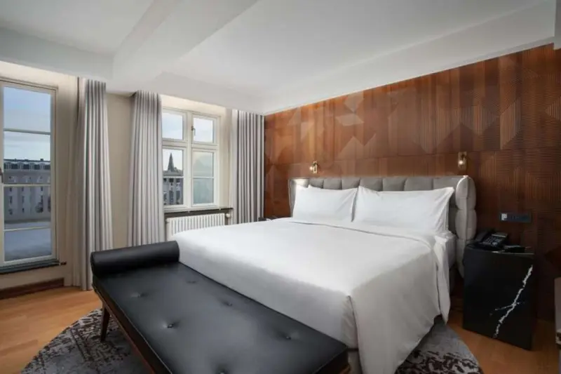 Iceland Parliament Hotel, Curio Collection by Hilton