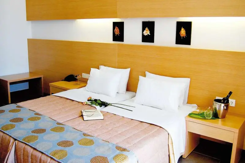 Apolis Beachscape Hotel