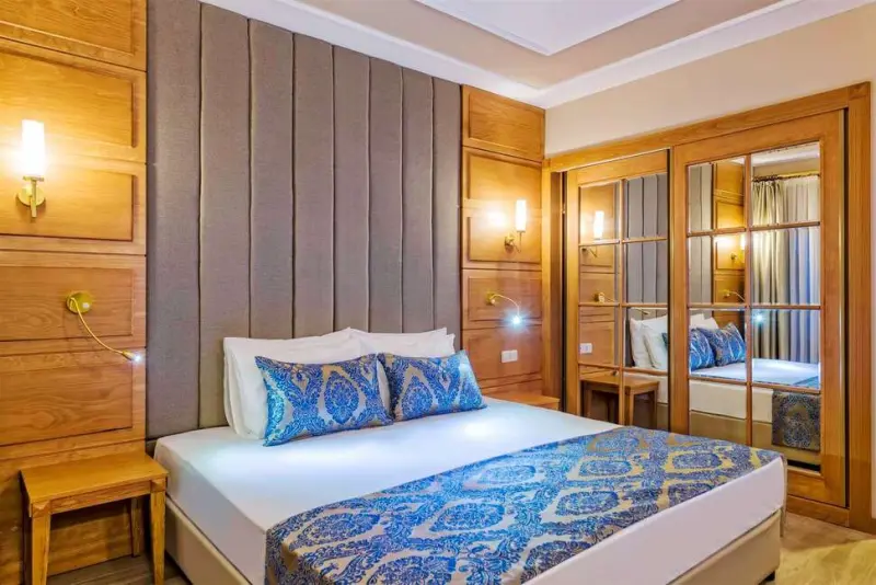 Royal Atlantis Beach Hotel