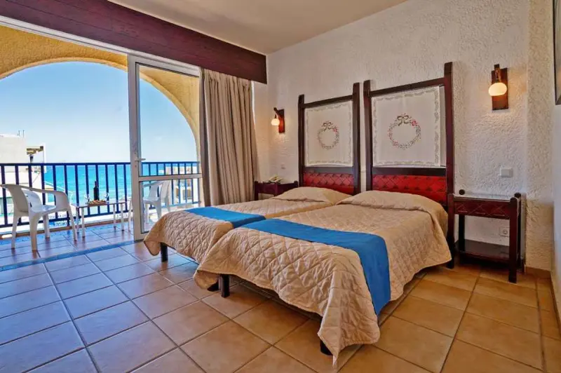 Litsa's Lefkoniko Beach Hotel