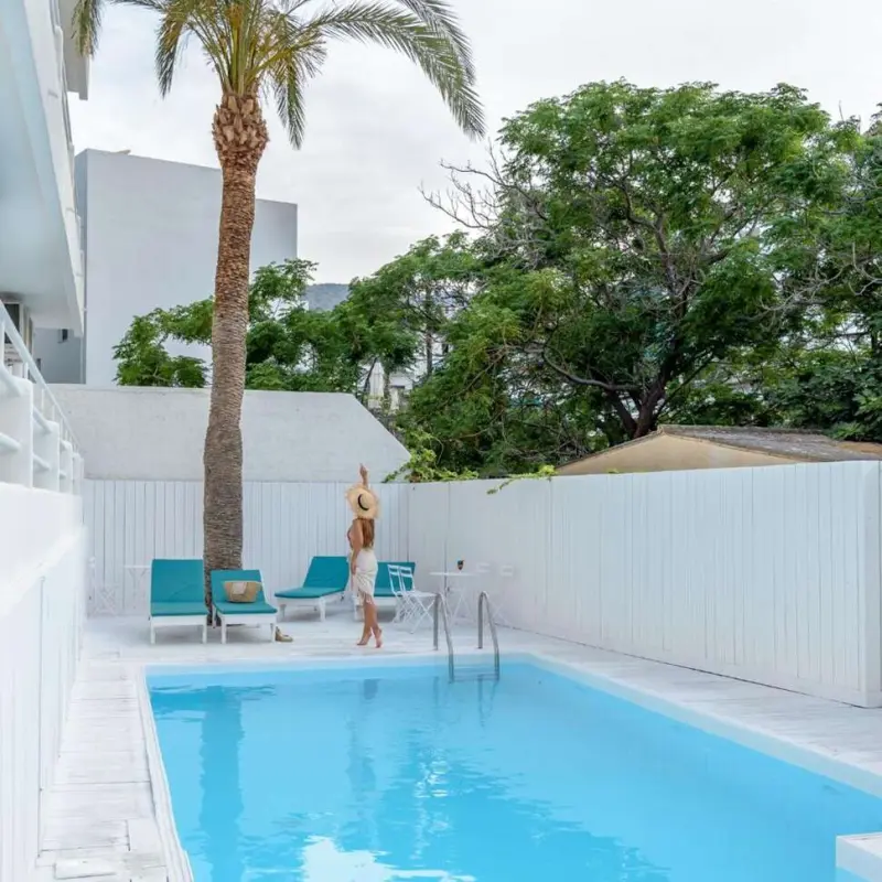 Azure Mare hotel