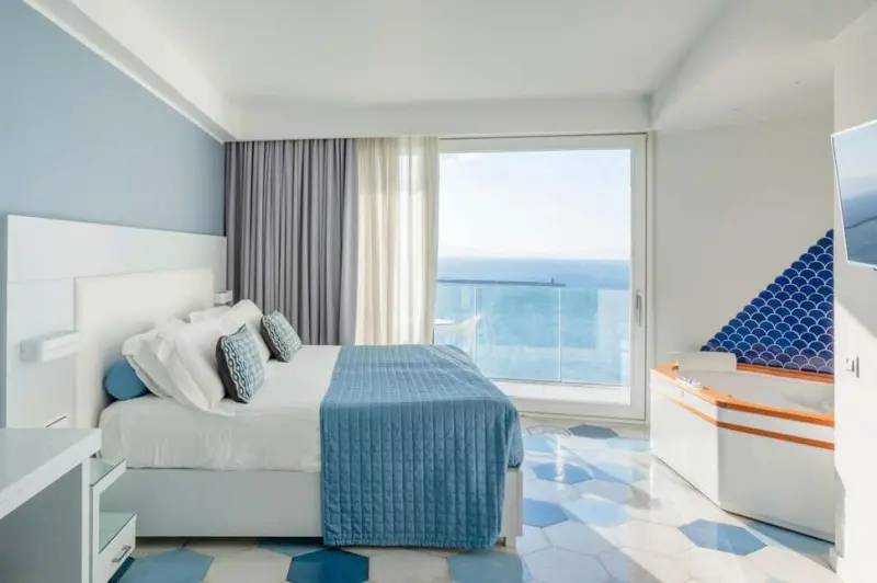 Lloyd's Baia Hotel