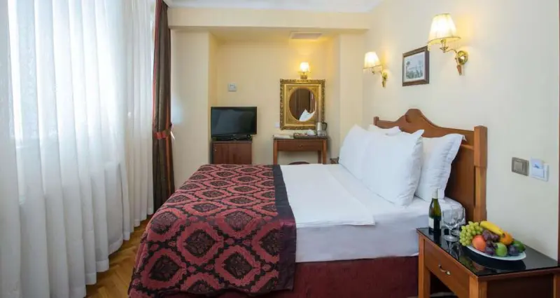 Amber Hotel
