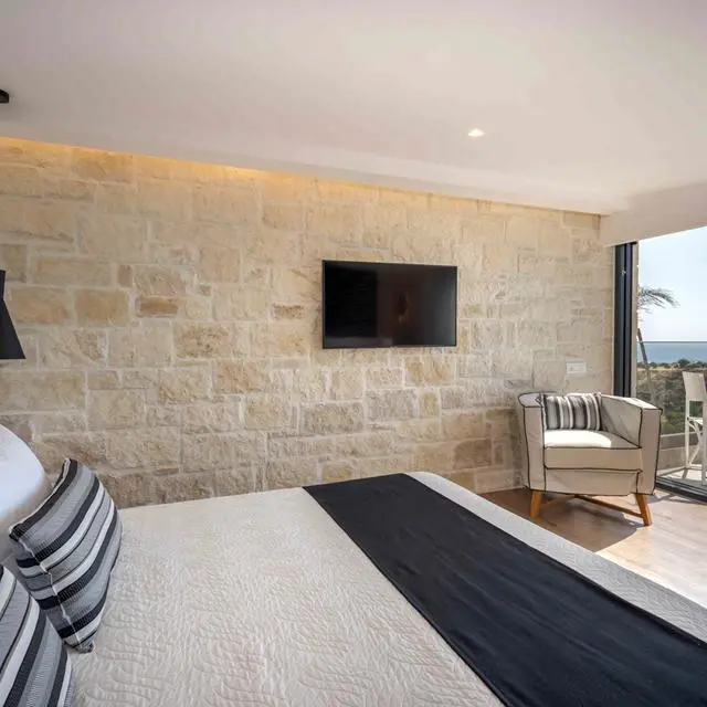 Diamond suites