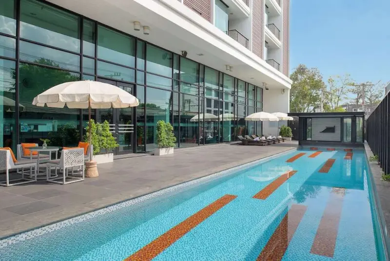 Tsix5 Hotel