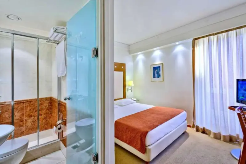 Atrion Hotel