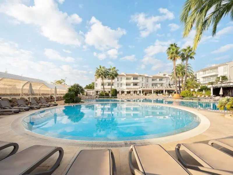 Puerto Azul Suite Hotel